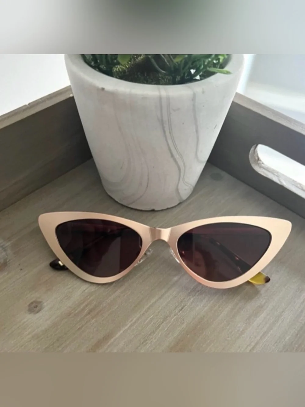 Diff Eyewear Rae sunglasses ✨ - Picture 1 of 4